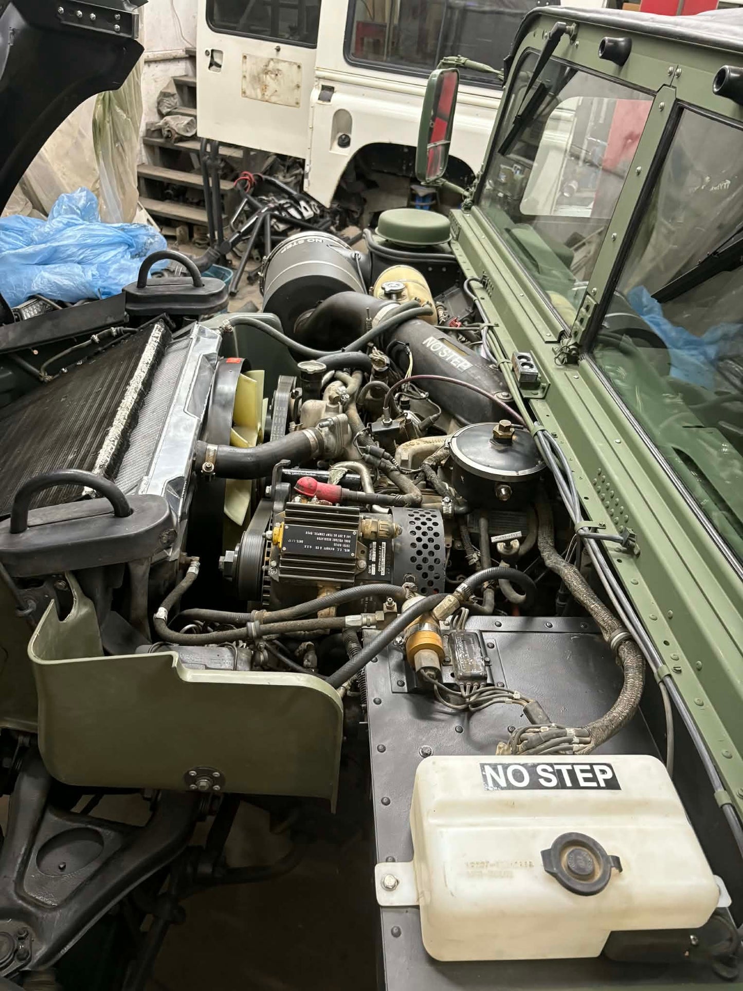 AM GENERAL HUMVEE M1123