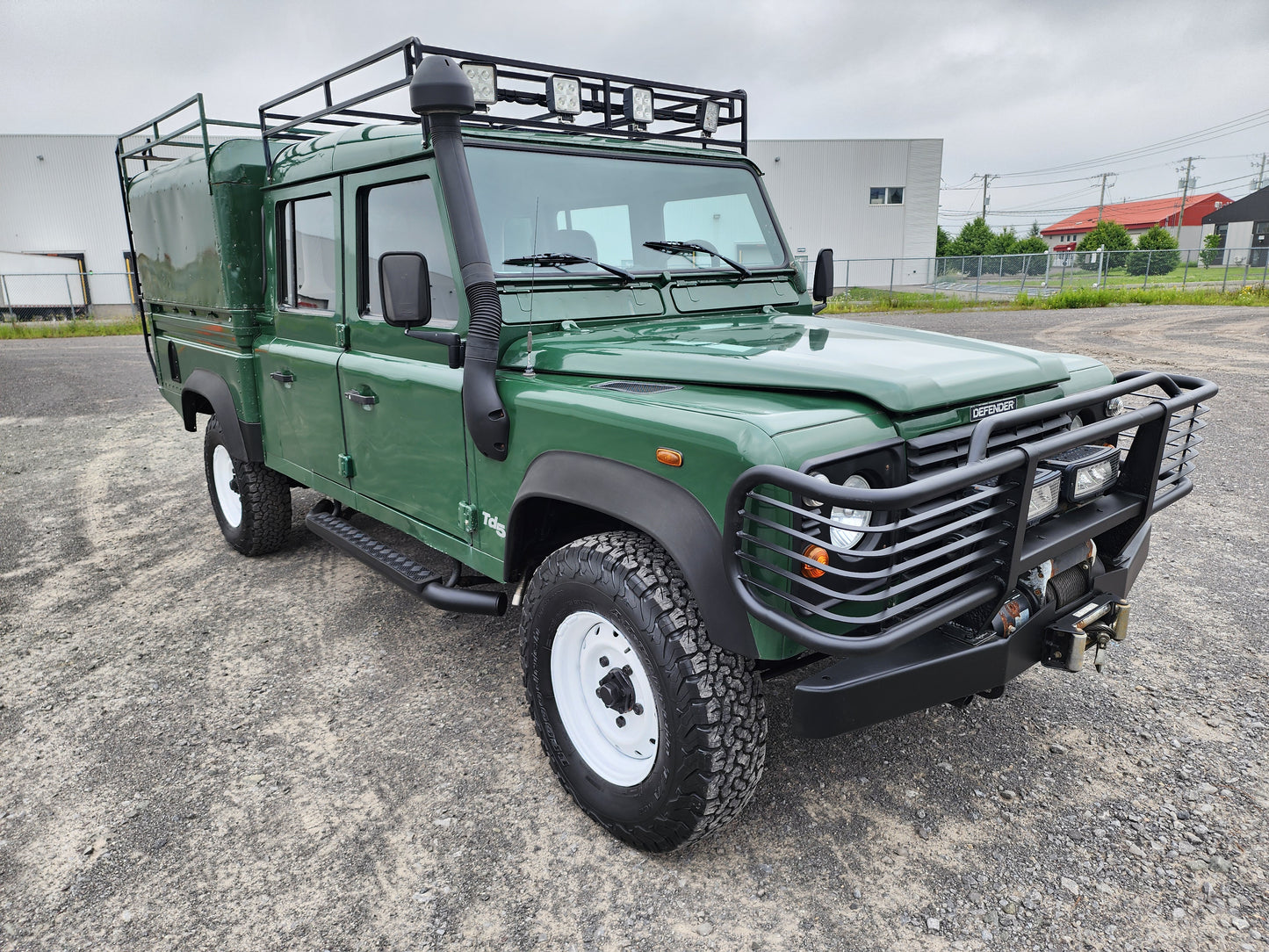 LAND ROVER DEFENDER 130 2001