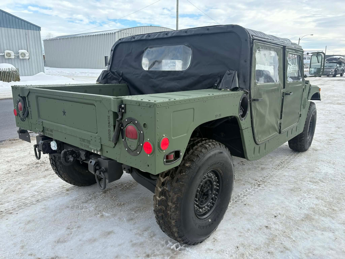 AM GENERAL HUMVEE M1123